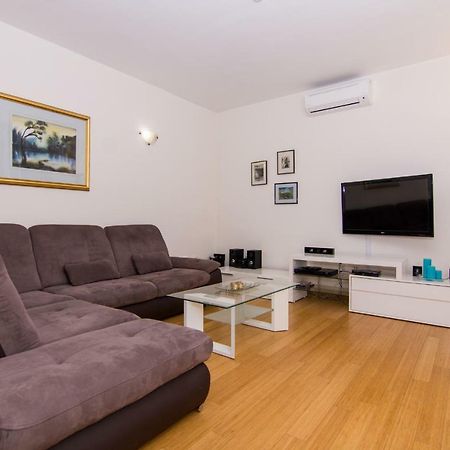 Apartmani Relax Kaštela Zewnętrze zdjęcie