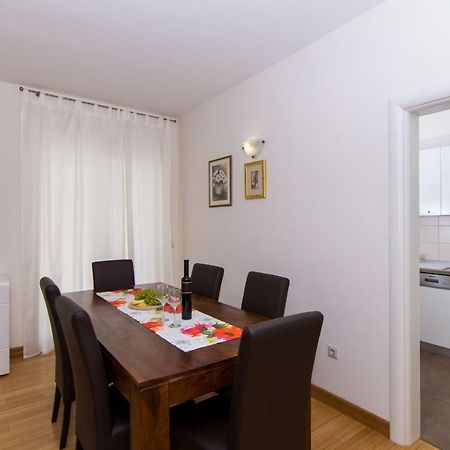 Apartmani Relax Kaštela Zewnętrze zdjęcie