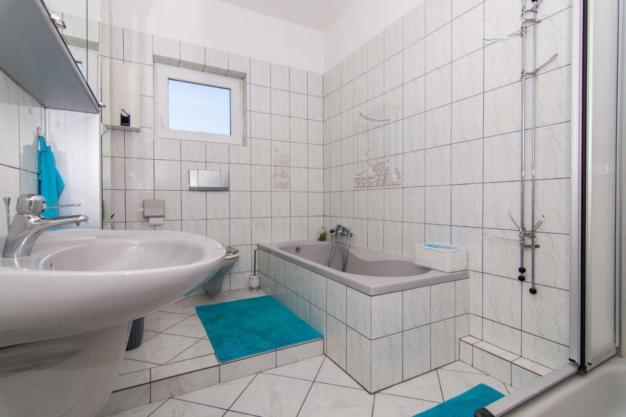 Apartmani Relax Kaštela Zewnętrze zdjęcie