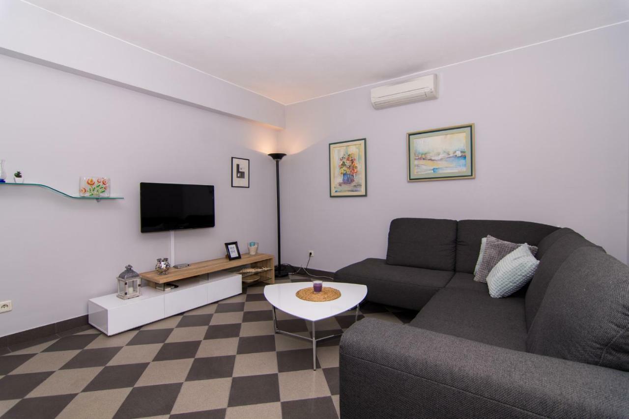 Apartmani Relax Kaštela Zewnętrze zdjęcie